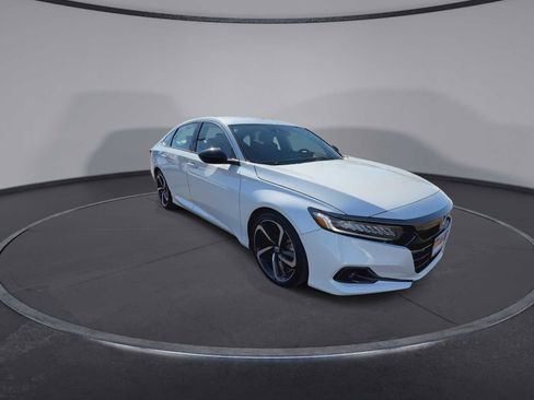Certified 2022 Honda Accord Sport image 2