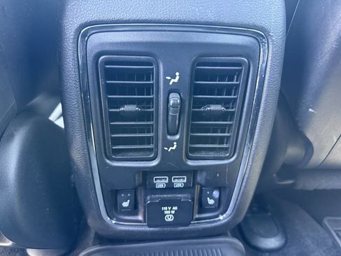 Used 2015 Jeep Grand Cherokee Limited AWD/4WD image 12