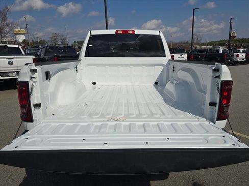 New 2026 RAM 2500 Tradesman w/ Chrome Appearance Group AWD/4WD image 8