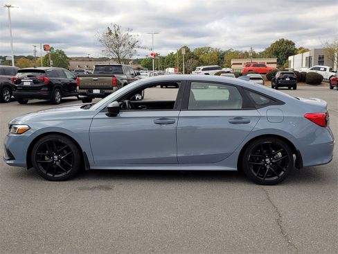 Used 2024 Honda Civic Sport image 4