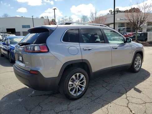 Used 2021 Jeep Cherokee Latitude Plus w/ Sun & Sound Group image 4