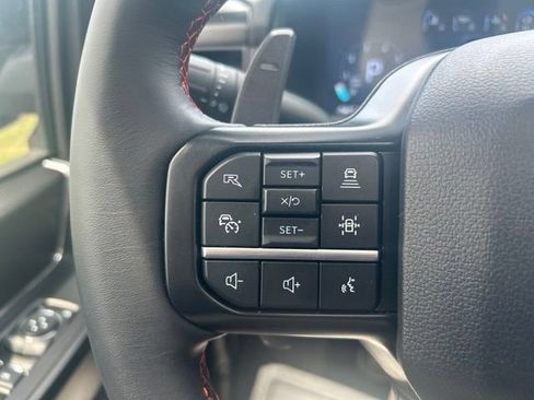 Used 2025 Ford F150 Raptor AWD/4WD image 31