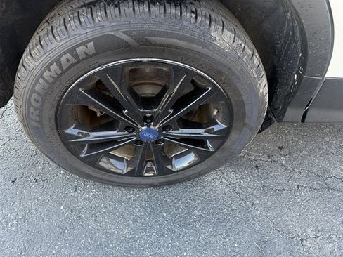 Used 2018 Ford Escape SEL AWD/4WD image 27