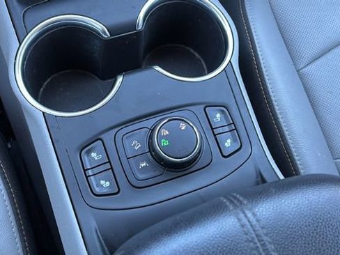 Used 2020 GMC Terrain SLT w/ Preferred Package image 37