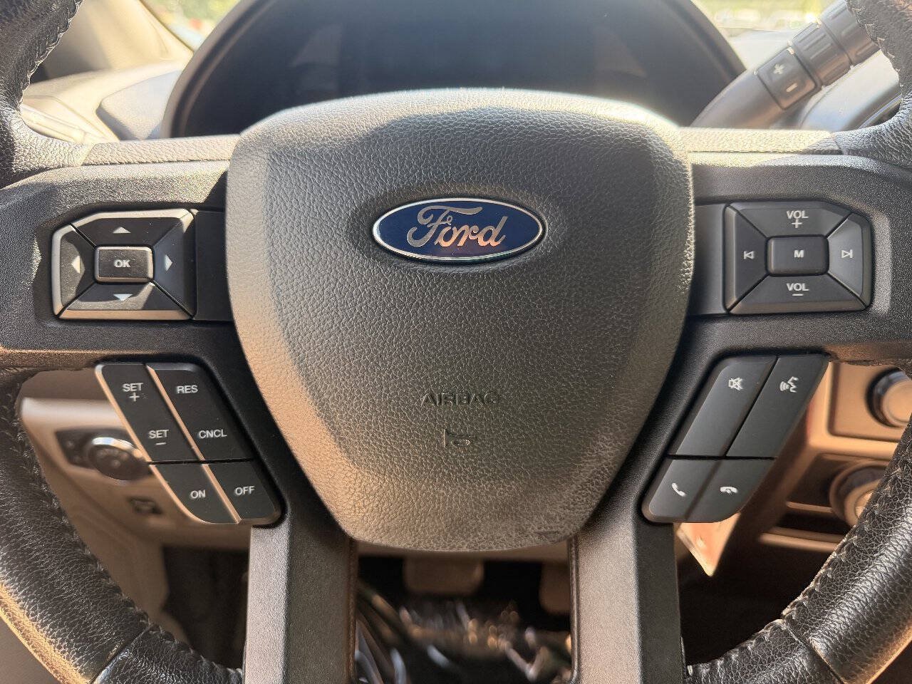 Used 2016 Ford F150 XLT w/ Equipment Group 302A Luxury AWD/4WD image 19