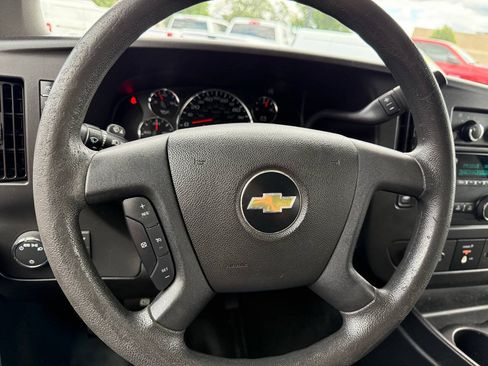 Used 2019 Chevrolet Express 2500 w/ Driver Convenience Package RWD image 12