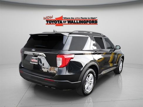 Used 2024 Ford Explorer XLT image 13