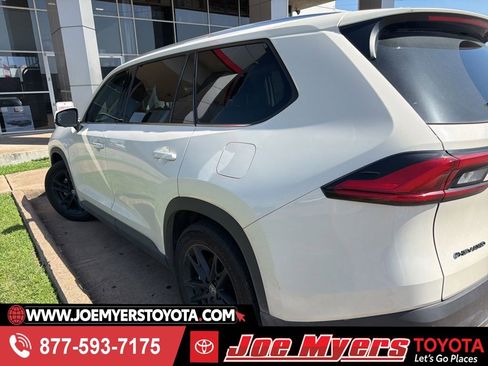 Used 2024 Toyota Grand Highlander AWD Hybrid image 1