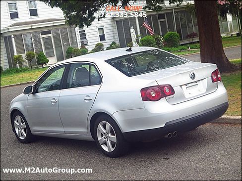 Used 2009 Volkswagen Jetta SE image 23