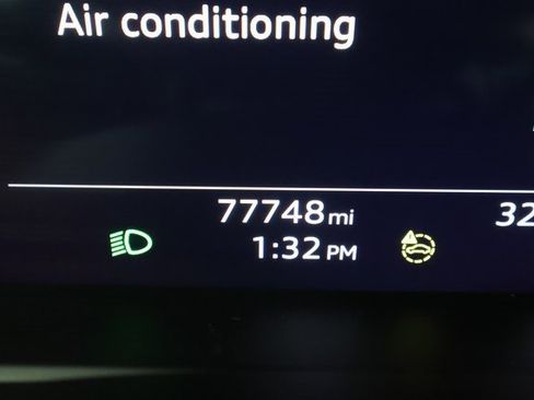 Used 2023 Audi A6 2.0T Premium image 14