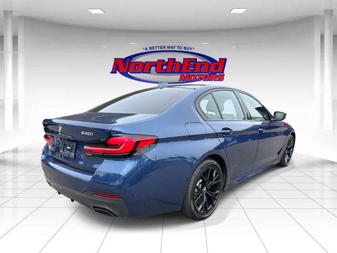 Used 2022 BMW 540i xDrive w/ M Sport Package AWD/4WD image 3
