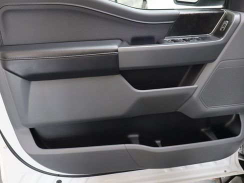 Used 2022 Ford F150 XLT w/ Equipment Group 302A High image 16