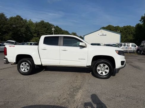 Used 2020 Chevrolet Colorado W/T w/ WT Convenience Package AWD/4WD image 4