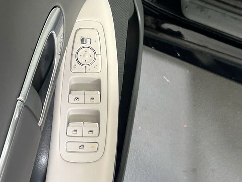 Used 2023 Hyundai Sonata SEL w/ Convenience Package FWD image 18