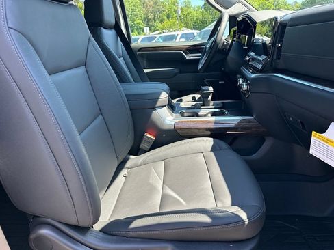 New 2026 GMC Sierra 1500 Elevation w/ Elevation Premium Package AWD/4WD image 14