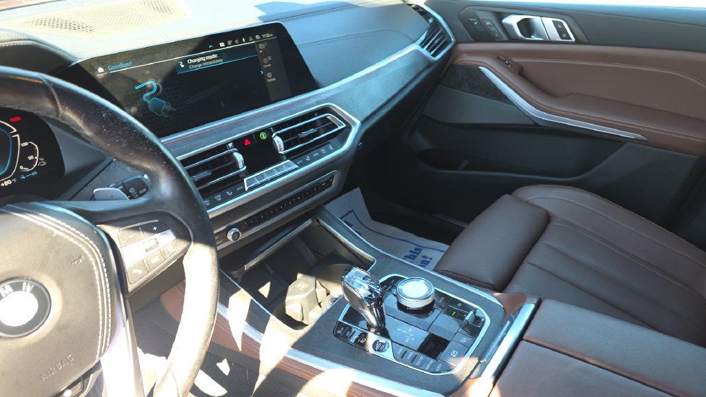 Used 2021 BMW X5 xDrive45e w/ Executive Package AWD/4WD image 21