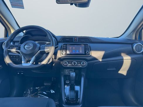 Used 2021 Nissan Versa S image 10