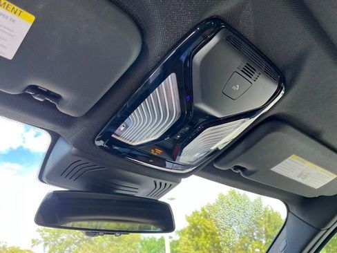 Used 2019 BMW X3 M40i w/ Premium Package image 9