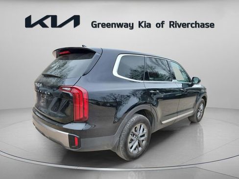 Certified 2025 Kia Telluride LX image 5