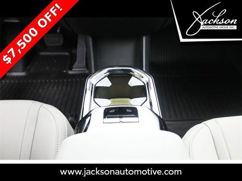 Used 2026 Volvo EX30 Cross Country Ultra w/ Protection Package Premier image 12