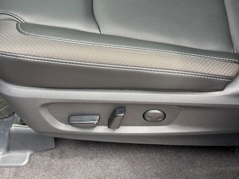 New 2026 Nissan Pathfinder SL image 16