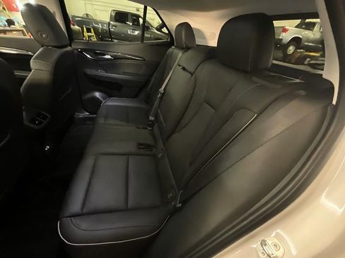 Used 2023 Buick Envision Essence FWD image 29