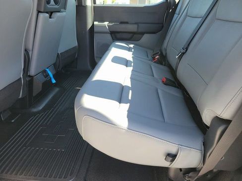 New 2026 Ford F250 XL w/ XL Chrome Package image 7