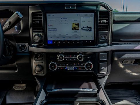 Used 2026 Ford F350 Platinum image 25