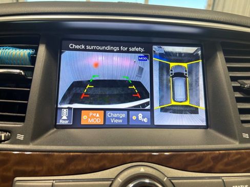 Used 2019 Nissan Armada Platinum w/ Captain's Chairs Package image 23