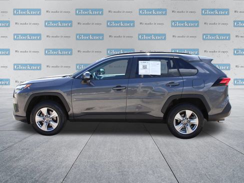 Used 2022 Toyota RAV4 XLE AWD/4WD image 9