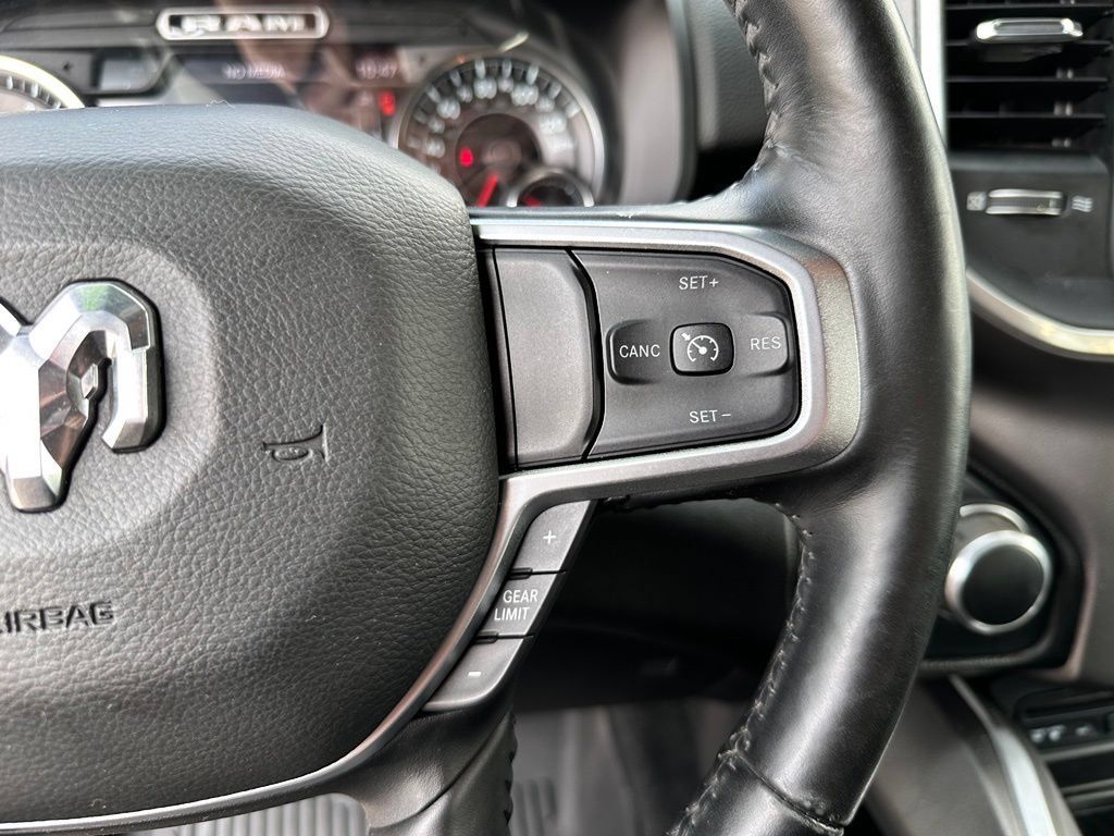 Used 2019 RAM 1500 Big Horn AWD/4WD image 40