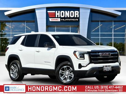 Used 2025 GMC Terrain Elevation