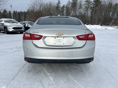 Used 2018 Chevrolet Malibu LT image 4