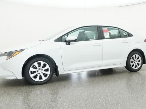 New 2026 Toyota Corolla LE image 18