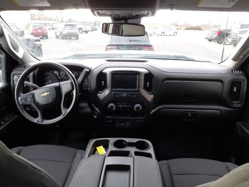 Used 2024 Chevrolet Silverado 2500 Custom w/ Custom Convenience Package AWD/4WD image 14