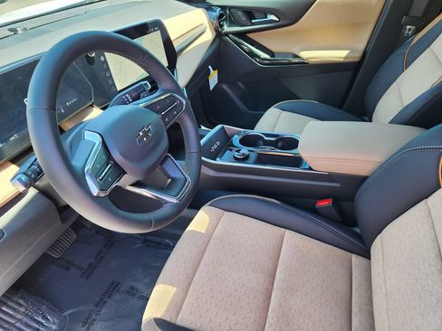 New 2026 Chevrolet Equinox ACTIV w/ Convenience Package III AWD/4WD image 8