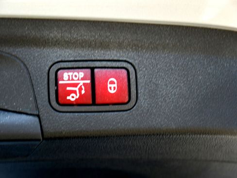 Used 2020 Mercedes-Benz GLE 350 image 38