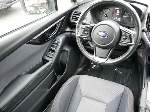 Used 2021 Subaru Crosstrek 2.0i Premium w/ Moonroof Package AWD/4WD image 9