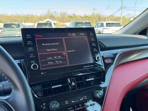 Used 2021 Toyota Camry XSE image 23