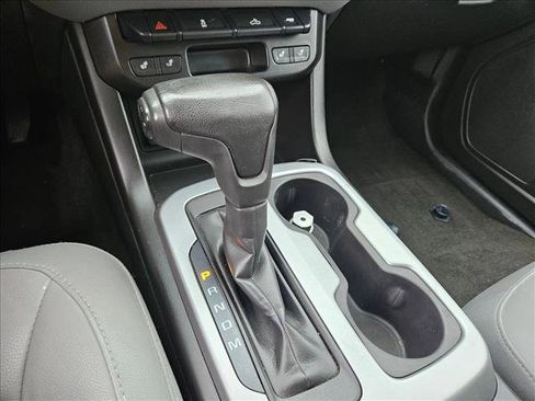 Used 2015 Chevrolet Colorado LT w/ Luxury Package image 16