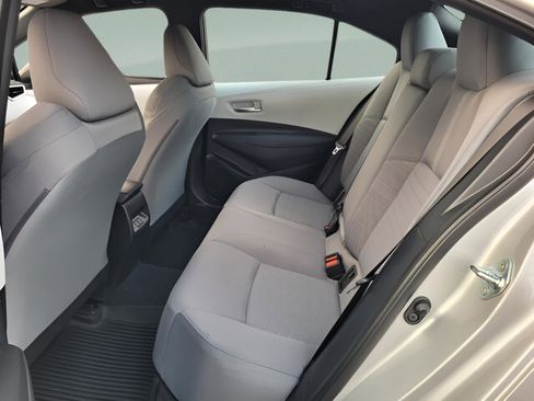 Certified 2025 Toyota Corolla SE image 10