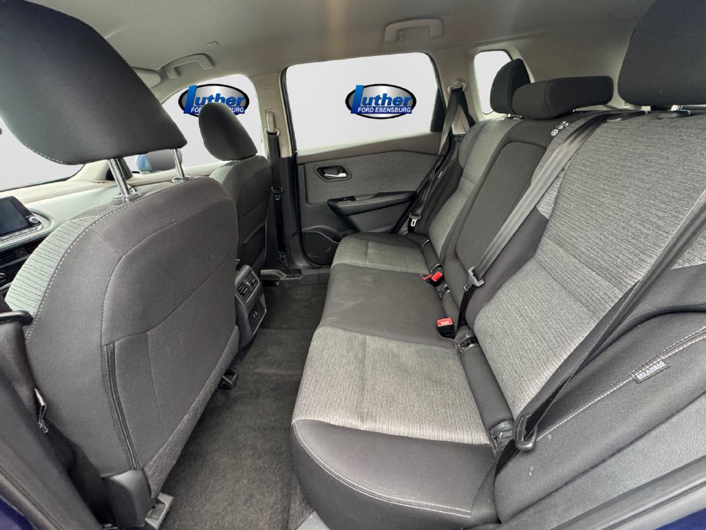 Used 2023 Nissan Rogue SV FWD image 10