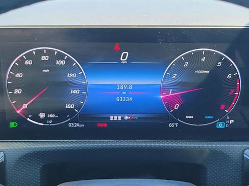 Used 2025 Mercedes-Benz CLA 250 4MATIC image 26