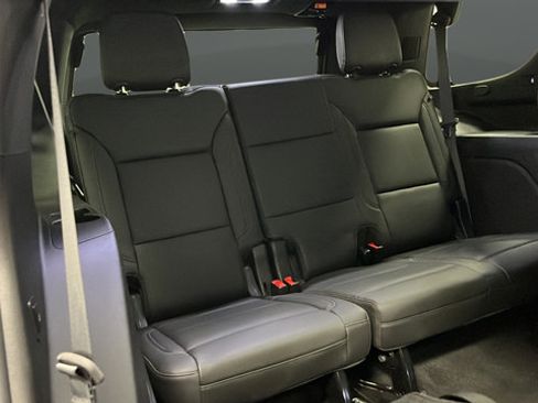 Used 2021 Chevrolet Tahoe LT w/ LT Signature Package AWD/4WD image 26