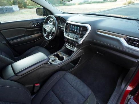 Used 2023 GMC Acadia SLE w/ Driver Convenience Package image 23