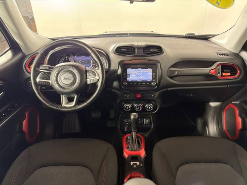 Used 2017 Jeep Renegade Trailhawk image 27