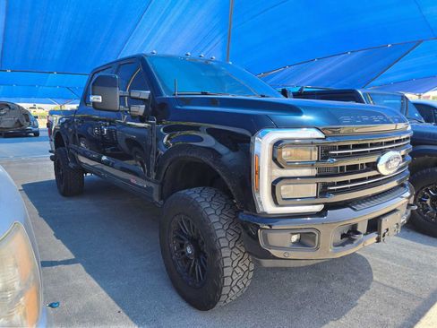Used 2026 Ford F250 Platinum w/ Tremor Off-Road Package AWD/4WD image 2