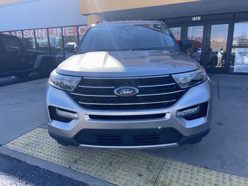 Used 2023 Ford Explorer XLT w/ Equipment Group 202A image 10