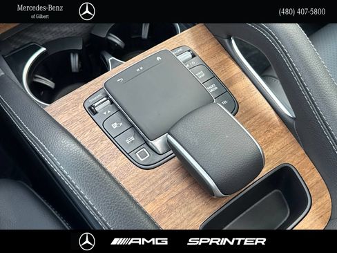 Certified 2025 Mercedes-Benz GLE 350 4MATIC image 33