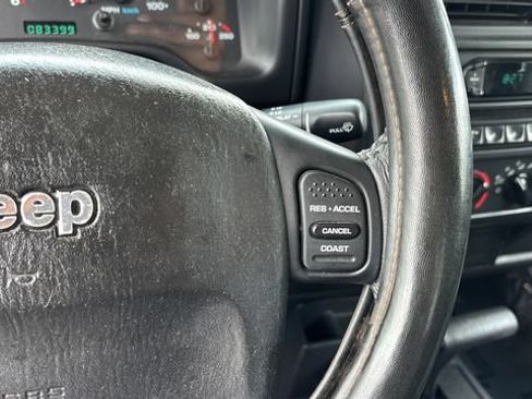 Used 2006 Jeep Wrangler Unlimited AWD/4WD image 23